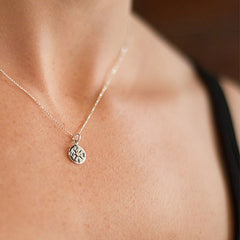 Windrose Necklace