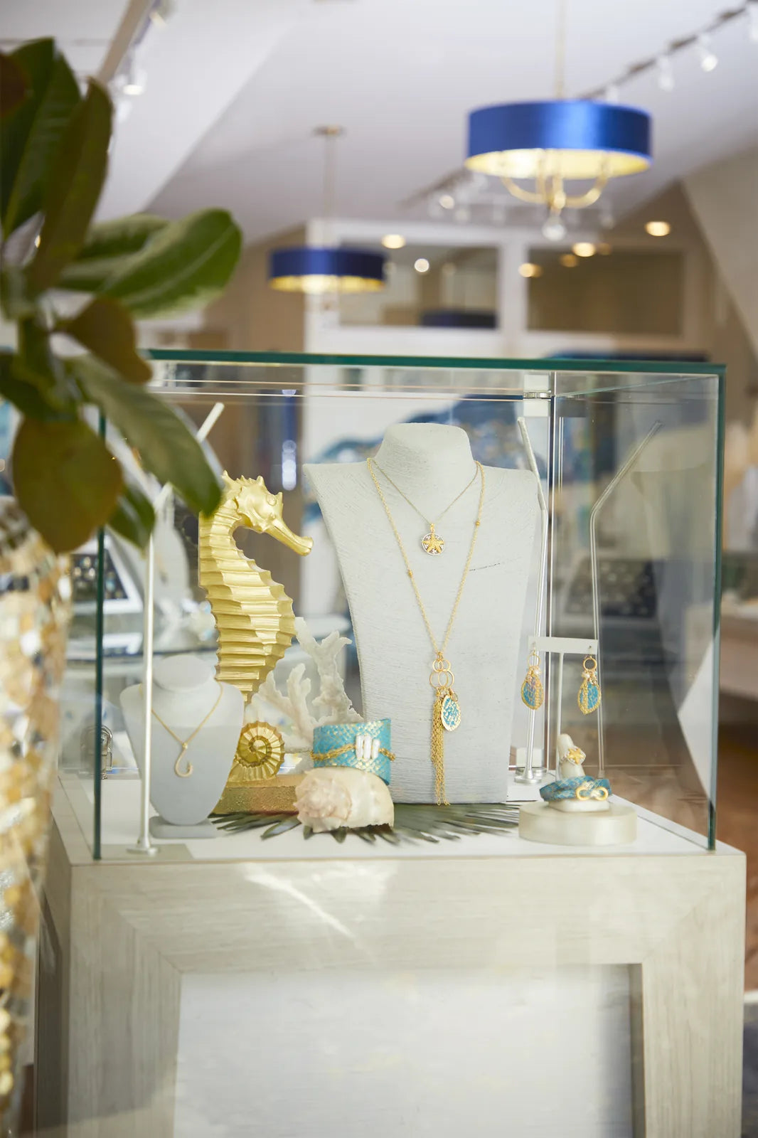 Independent boutiques carrying Moonrise jewelry
